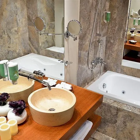 Hotel Capitolina Chic