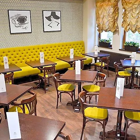 Capitolina Chic Hotel 3*