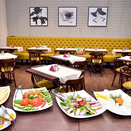 Hotel Capitolina Chic