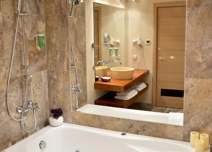 Capitolina Chic Hotel