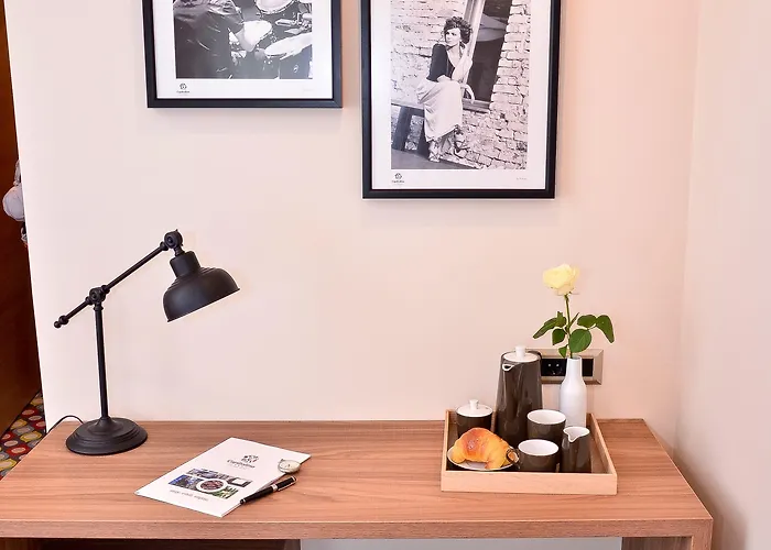 Hotel Capitolina Chic