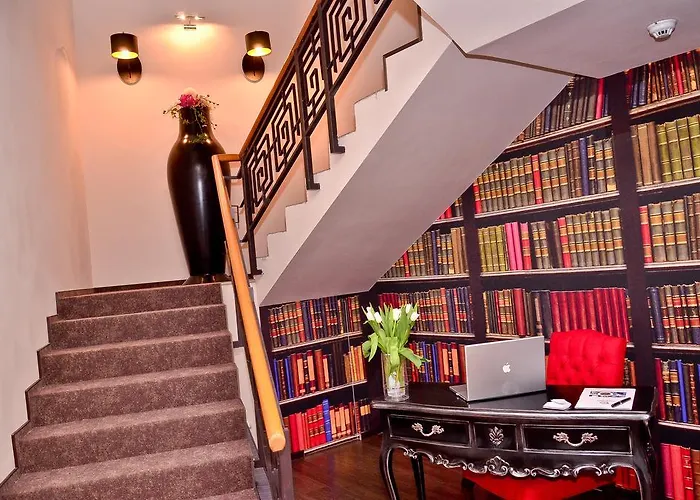 Hotel Capitolina Chic