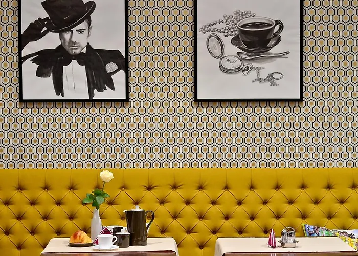 Hotel Capitolina Chic 3*