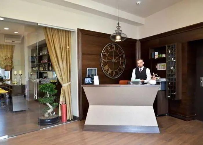 Capitolina Chic Hotel